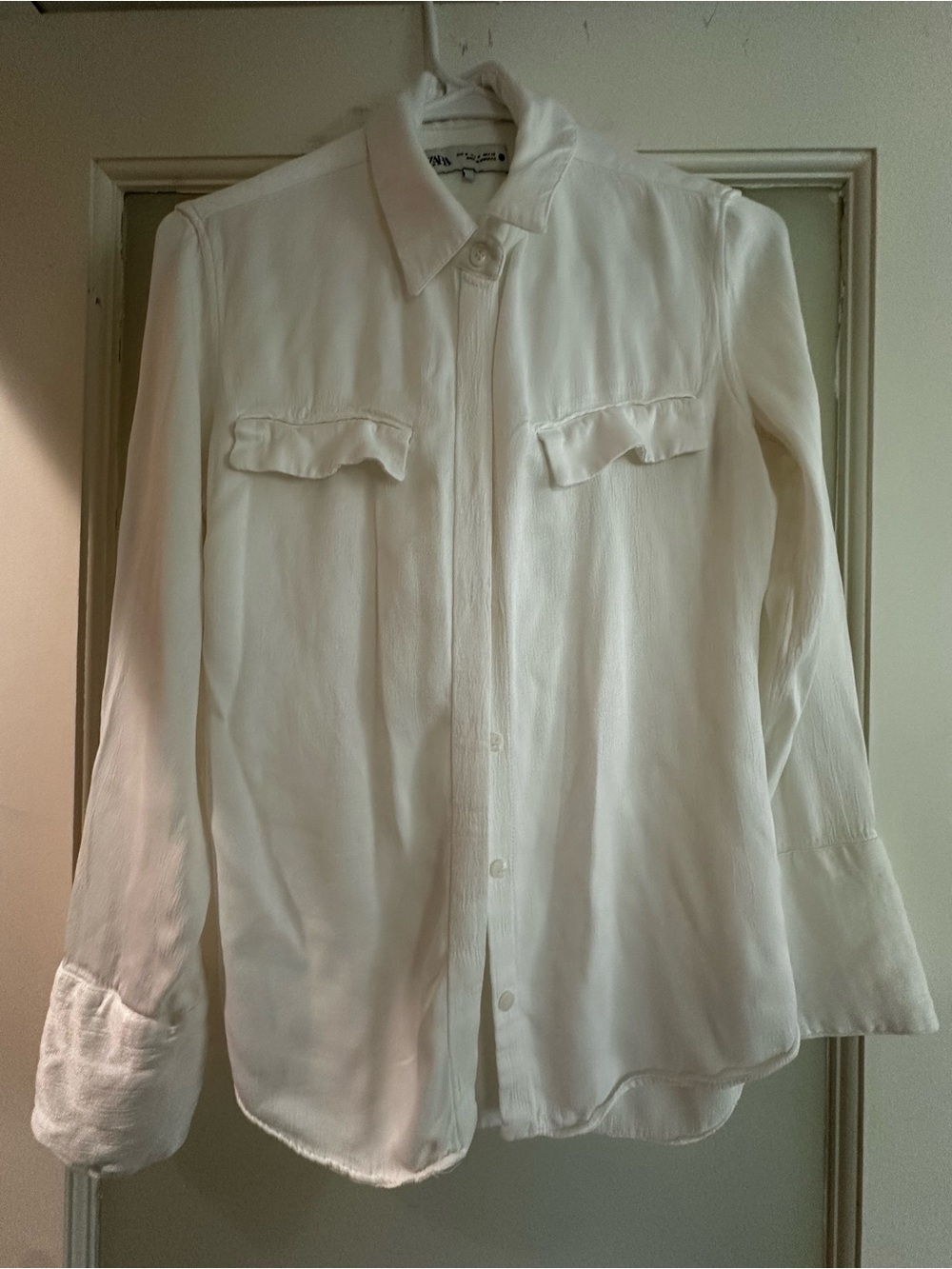 Zara Off-White Collared Button-Up Shirt